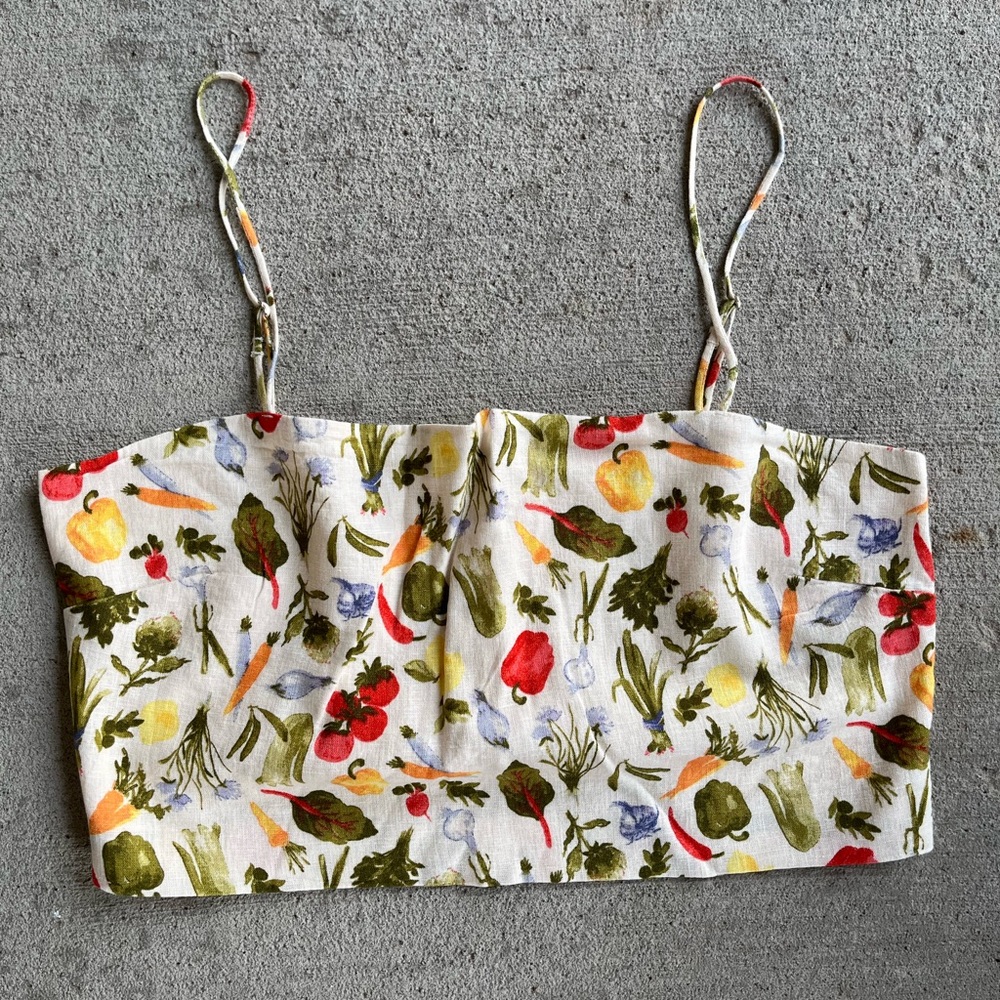 Abercrombie and Fitch linen blend crop top tank top veggie vegetable print NWT